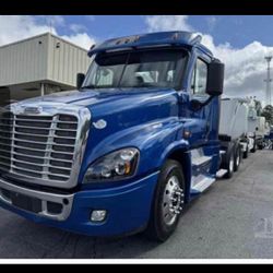 2017 Freightliner Cascadia 
