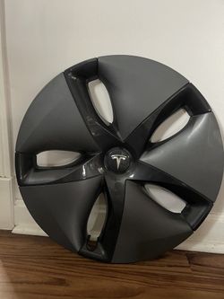 Tesla 4 Wheel Hub Caps
