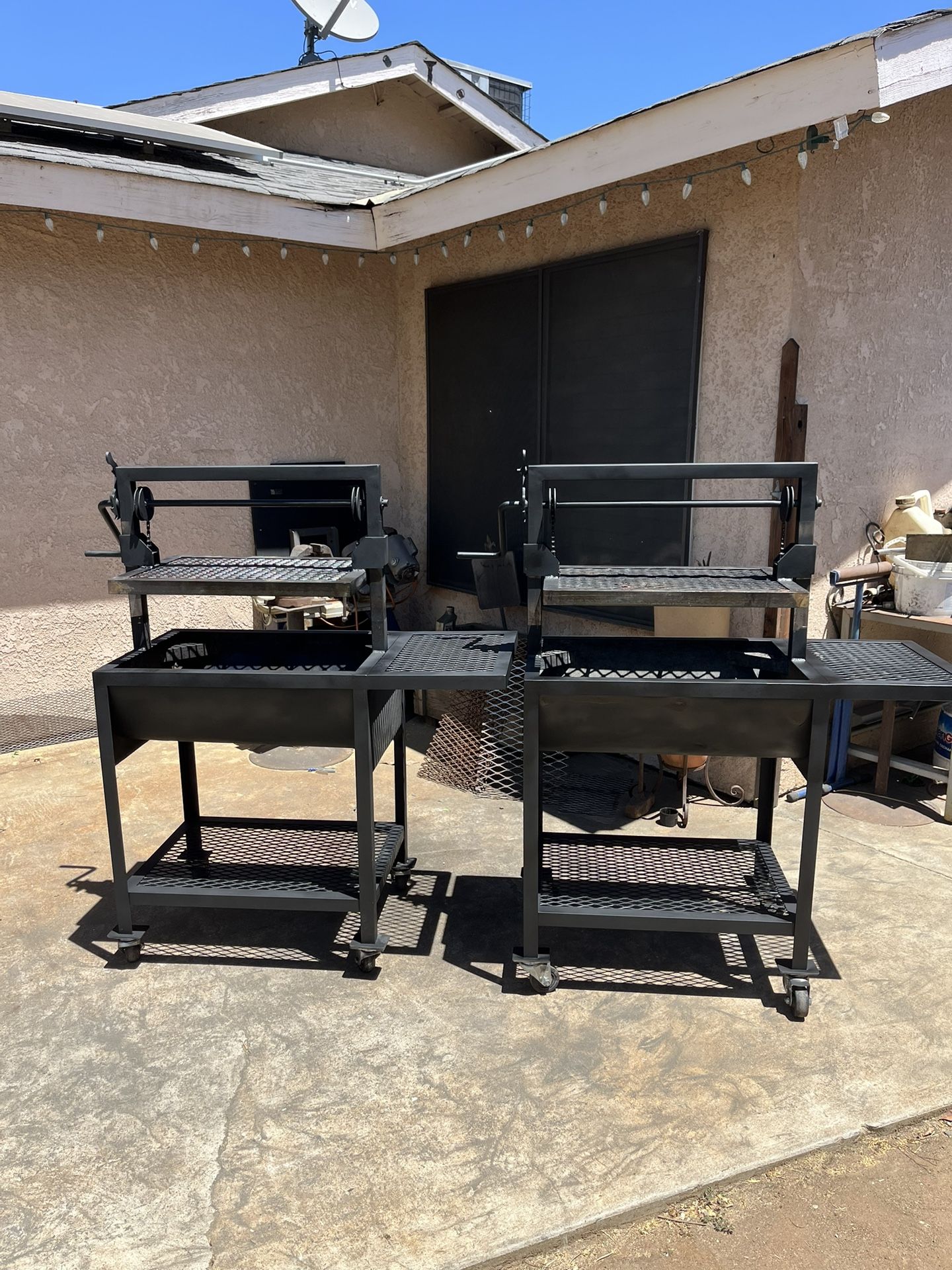 Santa Maria Style BBQ Grills