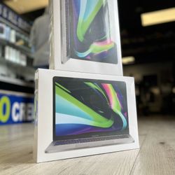 MacBook Pro 13 inch M2 Chip (Latest Model)