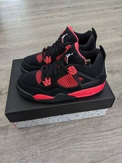 Jordan 4s red thunder