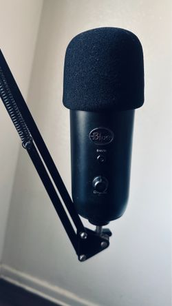 Blue Yeti Professional Broadcasts Mic Holderworks💯