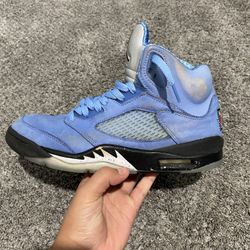 Air Jordan 5 Retro University Blue