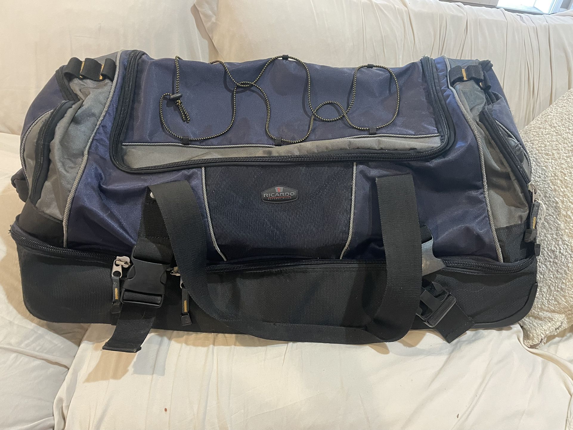 ricardo Beverly Hills 30” Rolling backpack luggage