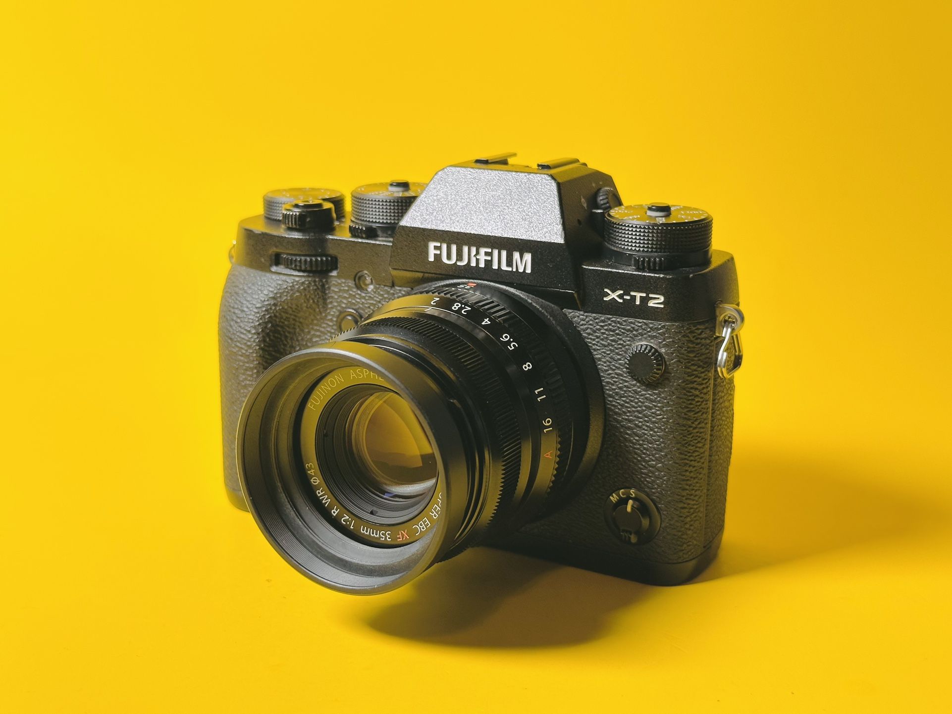 Fujifilm X-T2 with 35mm f/2 WR Lens
