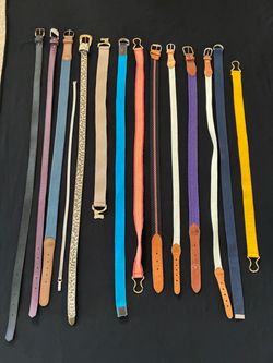 32 Assorted Women’s Belts