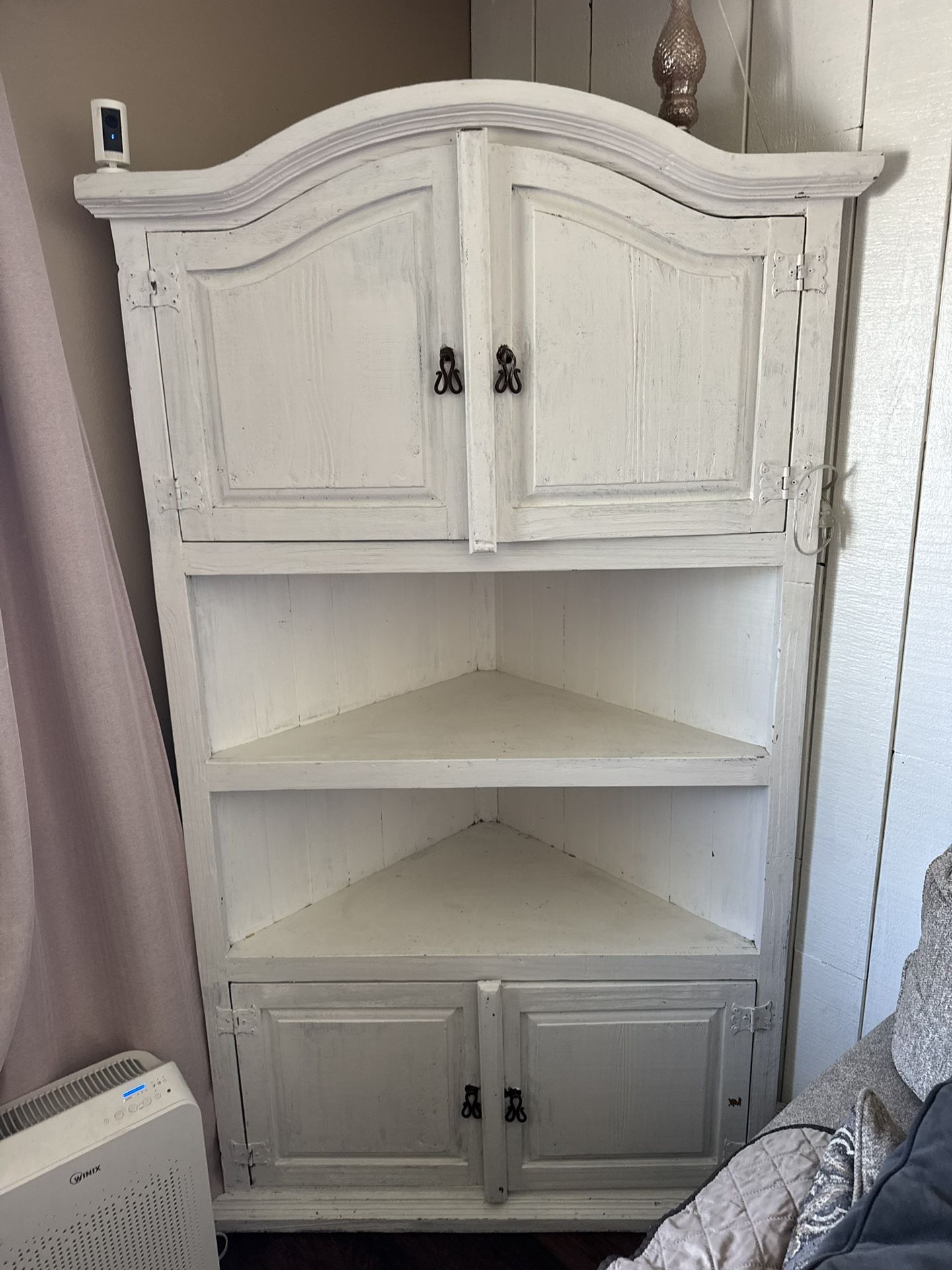 Corner Shelf- Authentic Wood