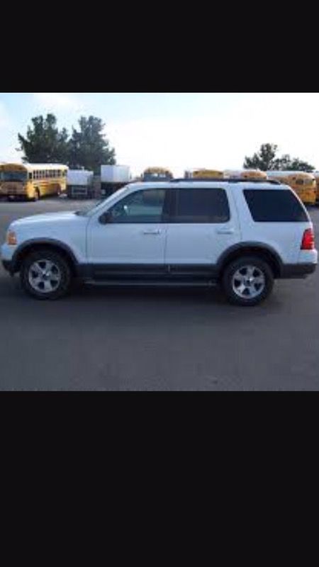 2003 Ford Explorer