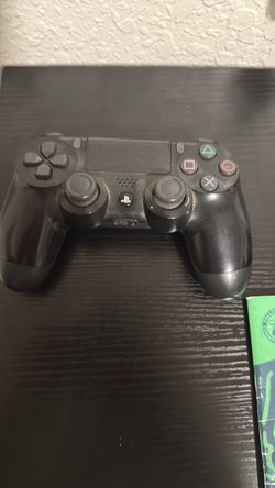 PS4 controller