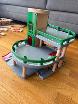 Brio accessory for train track