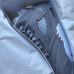 Jordan 5 Wolf Grey Grade School Size 6Y