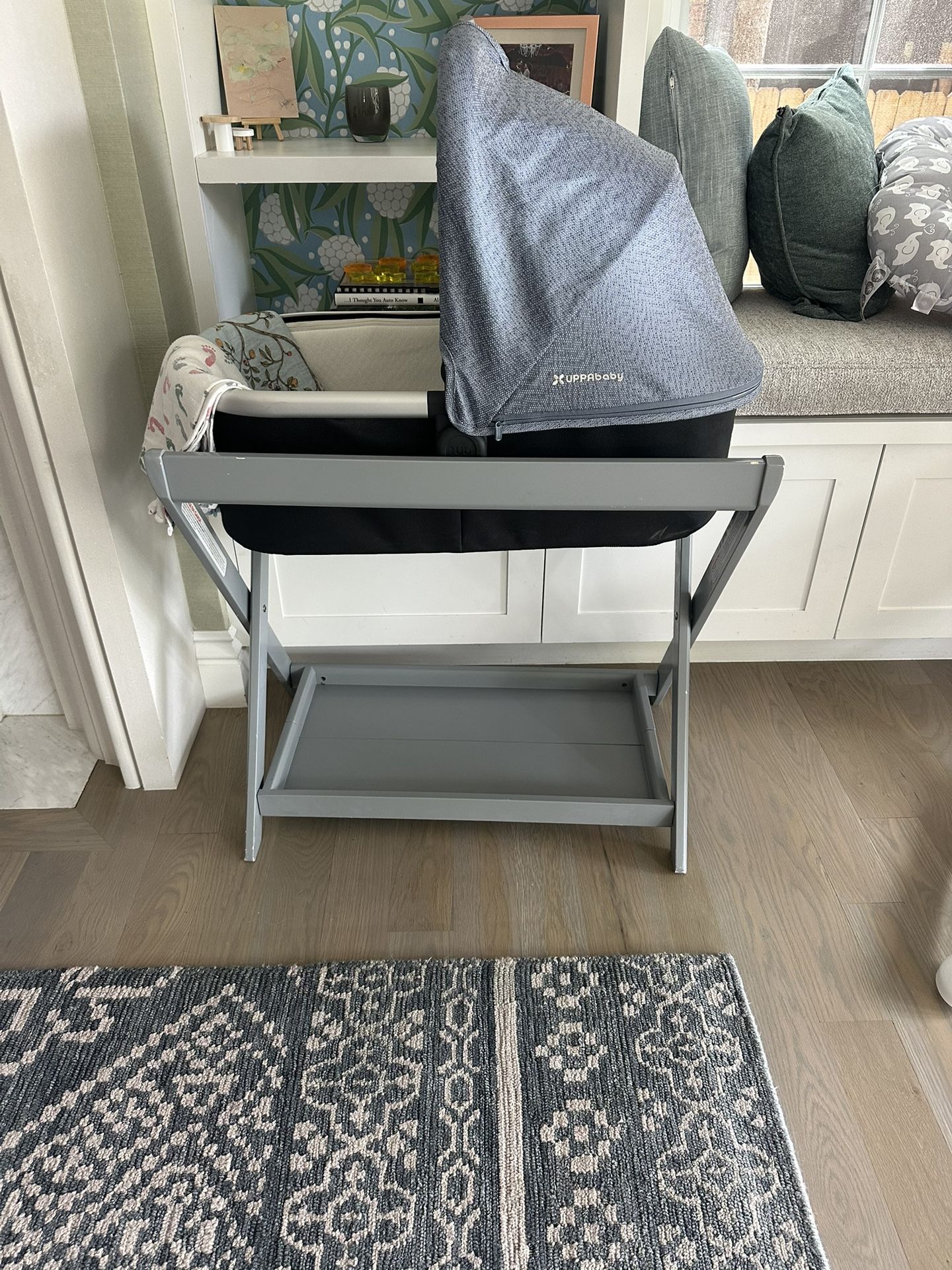 Uppa Baby Bassinet Stand