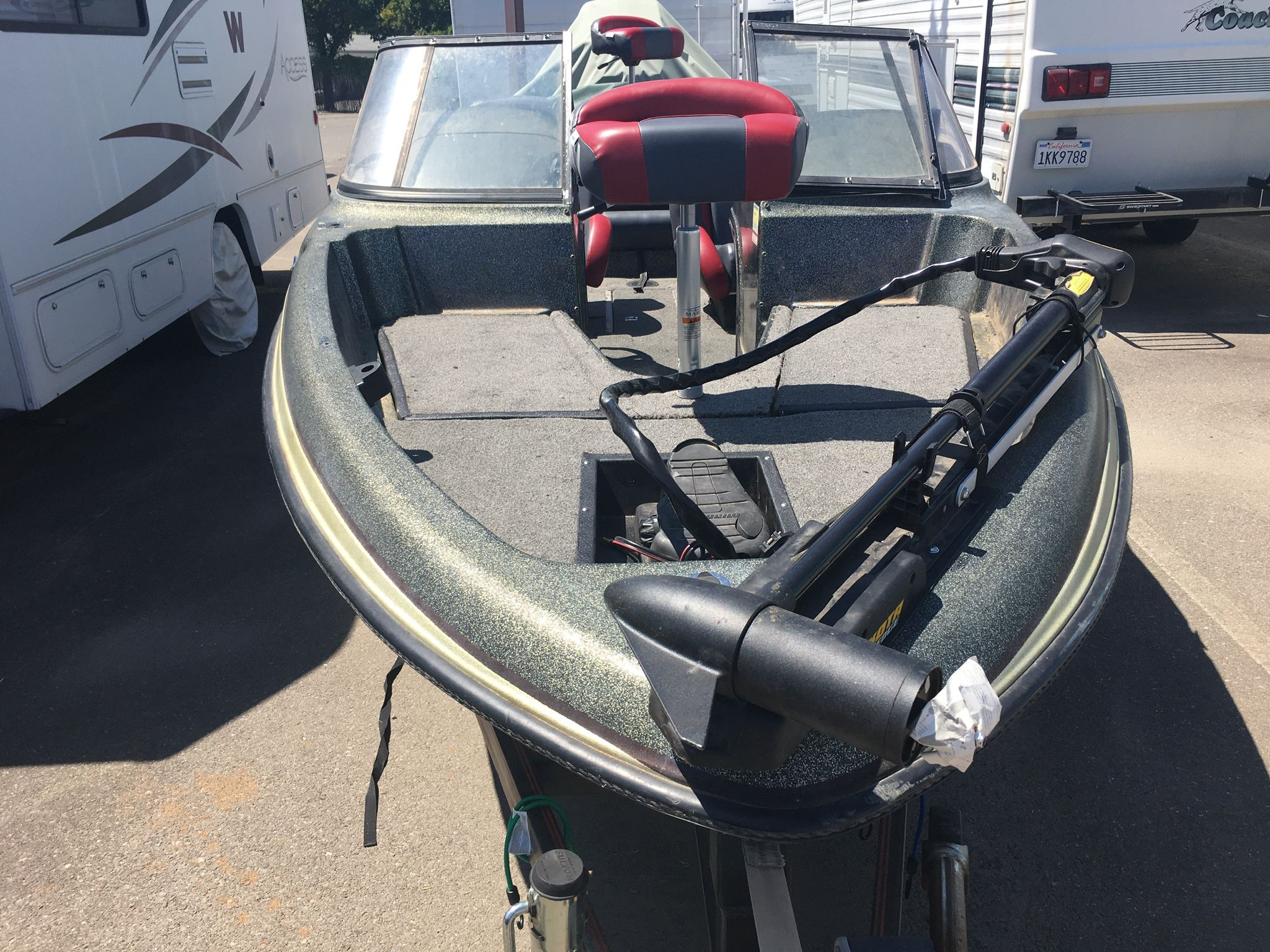 1992 Astro Fish and Ski