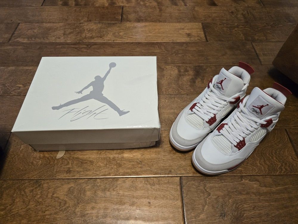 (U__A) Air Jordan 4 X Nike SB "Varsity Red" F&F Size 13