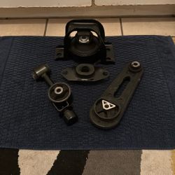 **2008 Nissan Versa Motor Mount** Replacement 4-Piece Engine & Transmission Kit