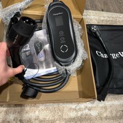 Portable EV Fast Charger station