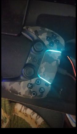 PS5 DualSense Gray Camo Wireless Controller