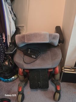 Mobility scooter