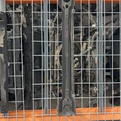 2013 Chrysler 300 Lower Radiator Support Tie bar