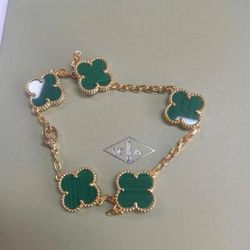 Vancleef & arpels Alhambra Malachite Bracelet 