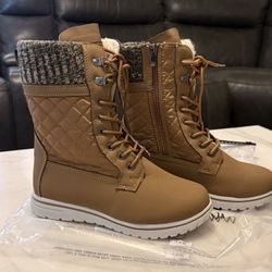 Women’s Size 8 New Boots