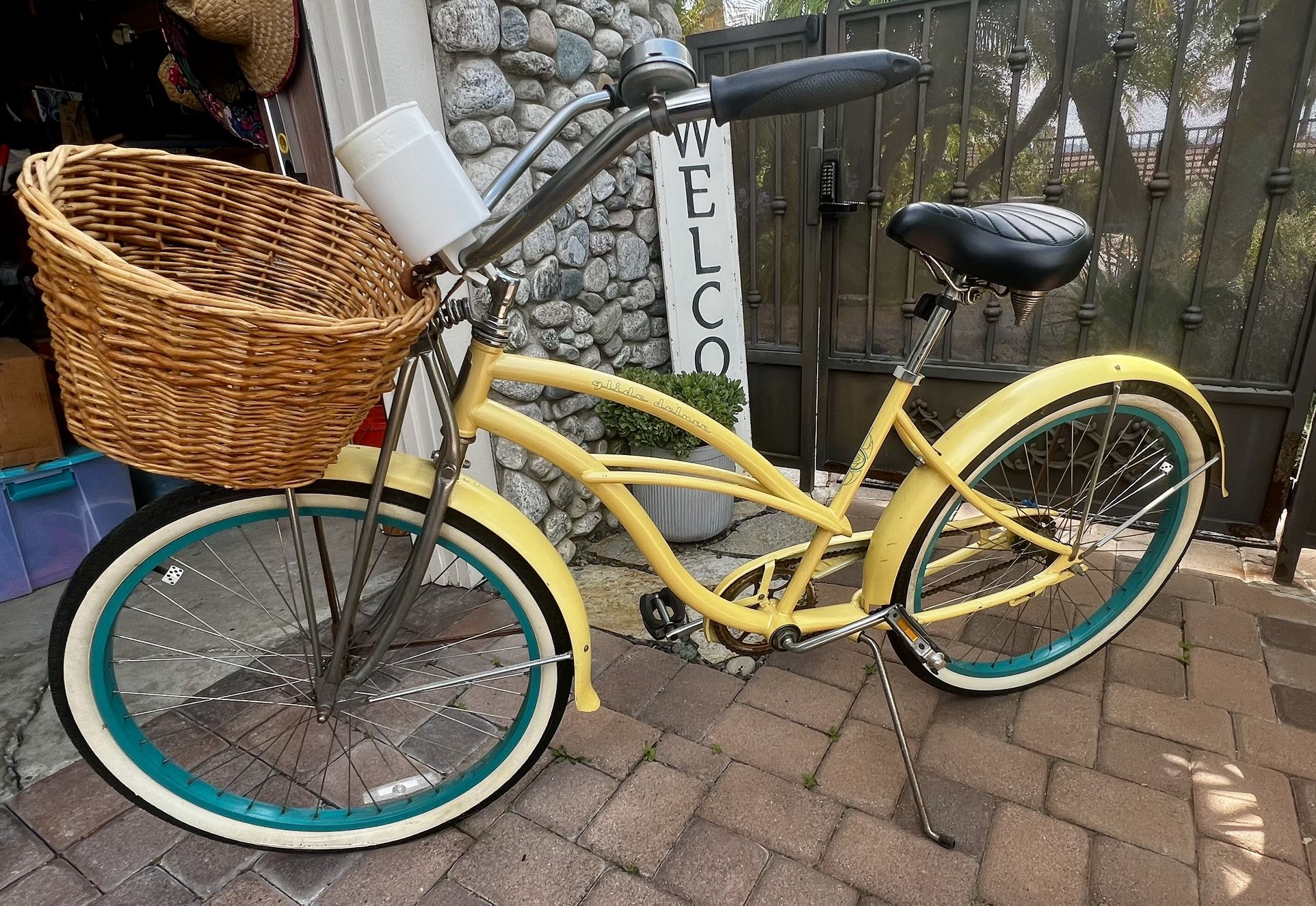 Dyno Glide Deluxe Womens Beach Cruiser