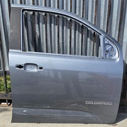 2015 2016 2017 2018 2019 2020 2021 2022 COLORADO CANYON RIGHT PASSENGER FRONT DOOR