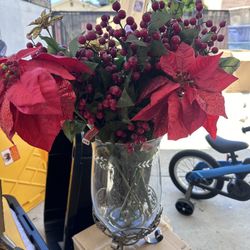 NEW PRINCESS HOUSE VASE