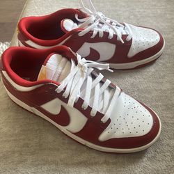 Red Nike