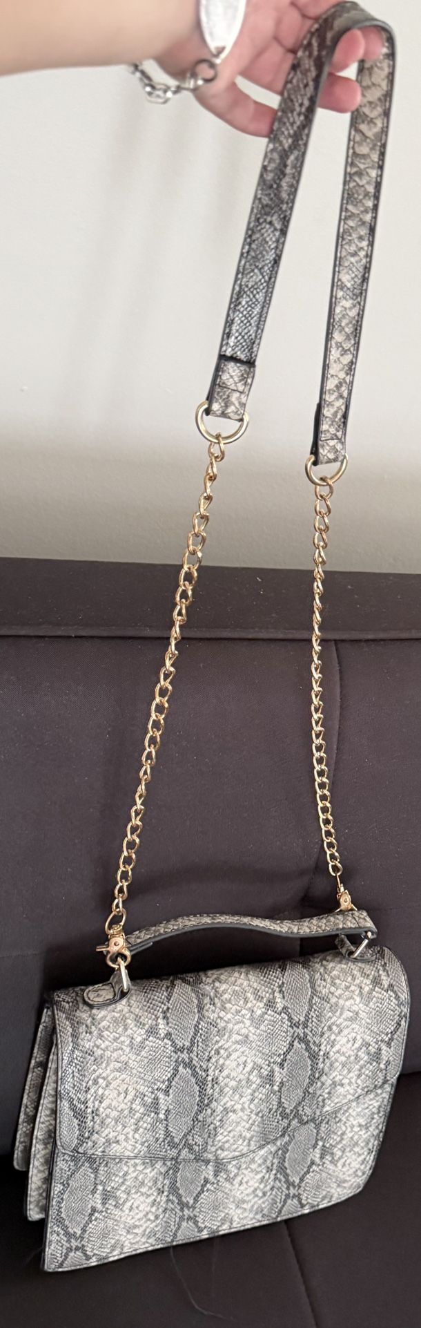 Snake Print with gold chain❗️Going out crossbody bag❗️