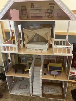 KidKraft Doll House