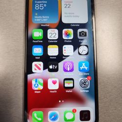 iPhone X 256gb Unlocked all Networks AT&T T-Mobile MetroPCS Cricket Verizon With 2 cases And charger