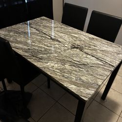 Dining Room Table 