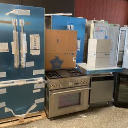 Thermador Bundle Set- Free Hood 