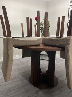 MOVING SALE - 4 SEATER TABLE