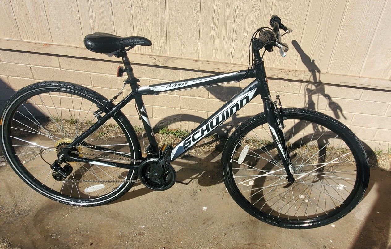 Schwinn Parhway 21In Bike Black