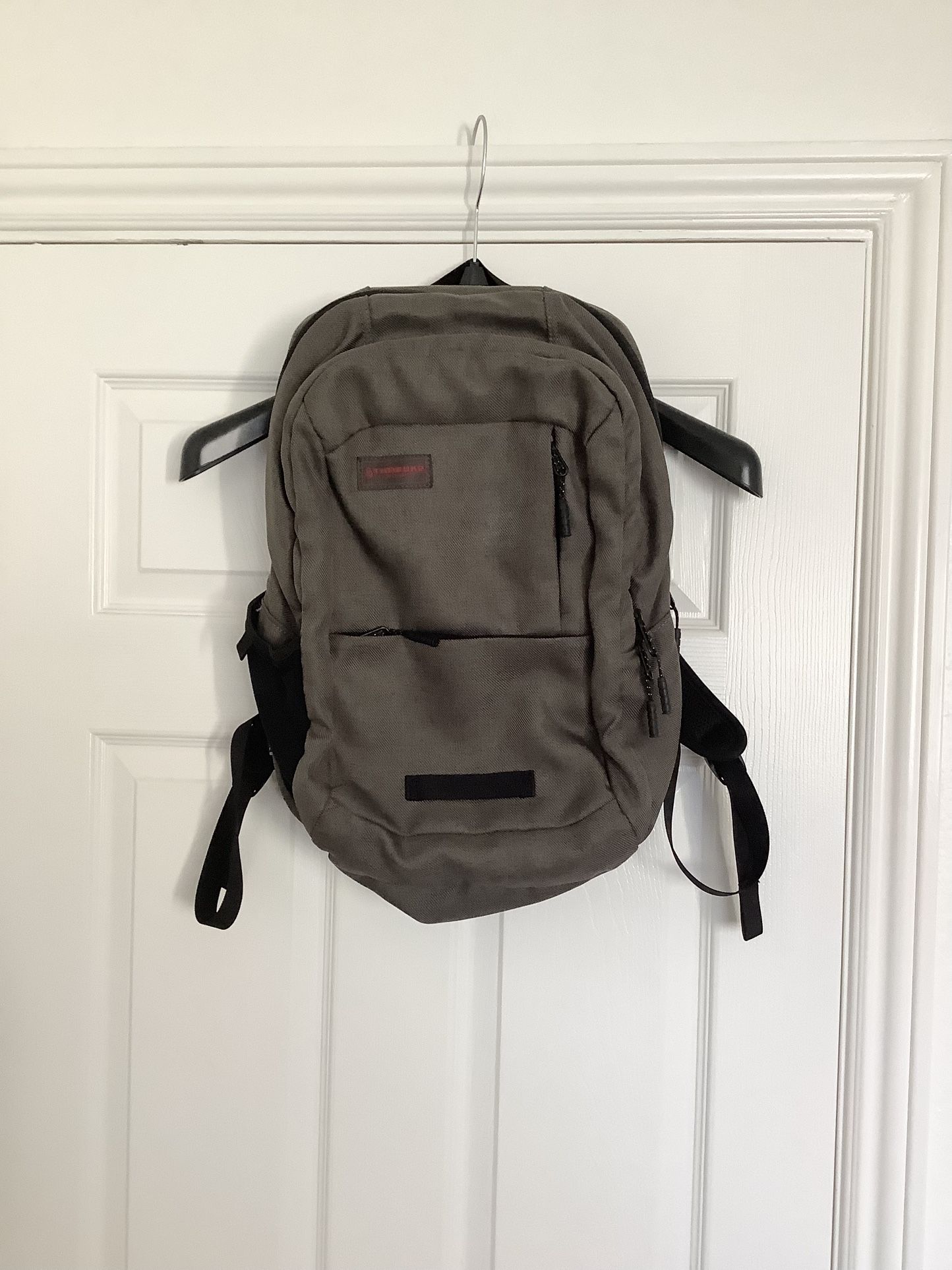 USED Grey Timbuk2 Carbon Full-Cycle Twill Parkside Laptop Backpack LOCATED IN **AGOURA HILLS**