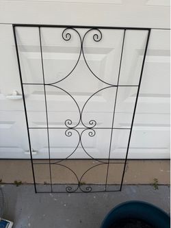 Metal wall decor for outside house or indoors