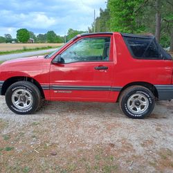 1999 Chevrolet Tracker