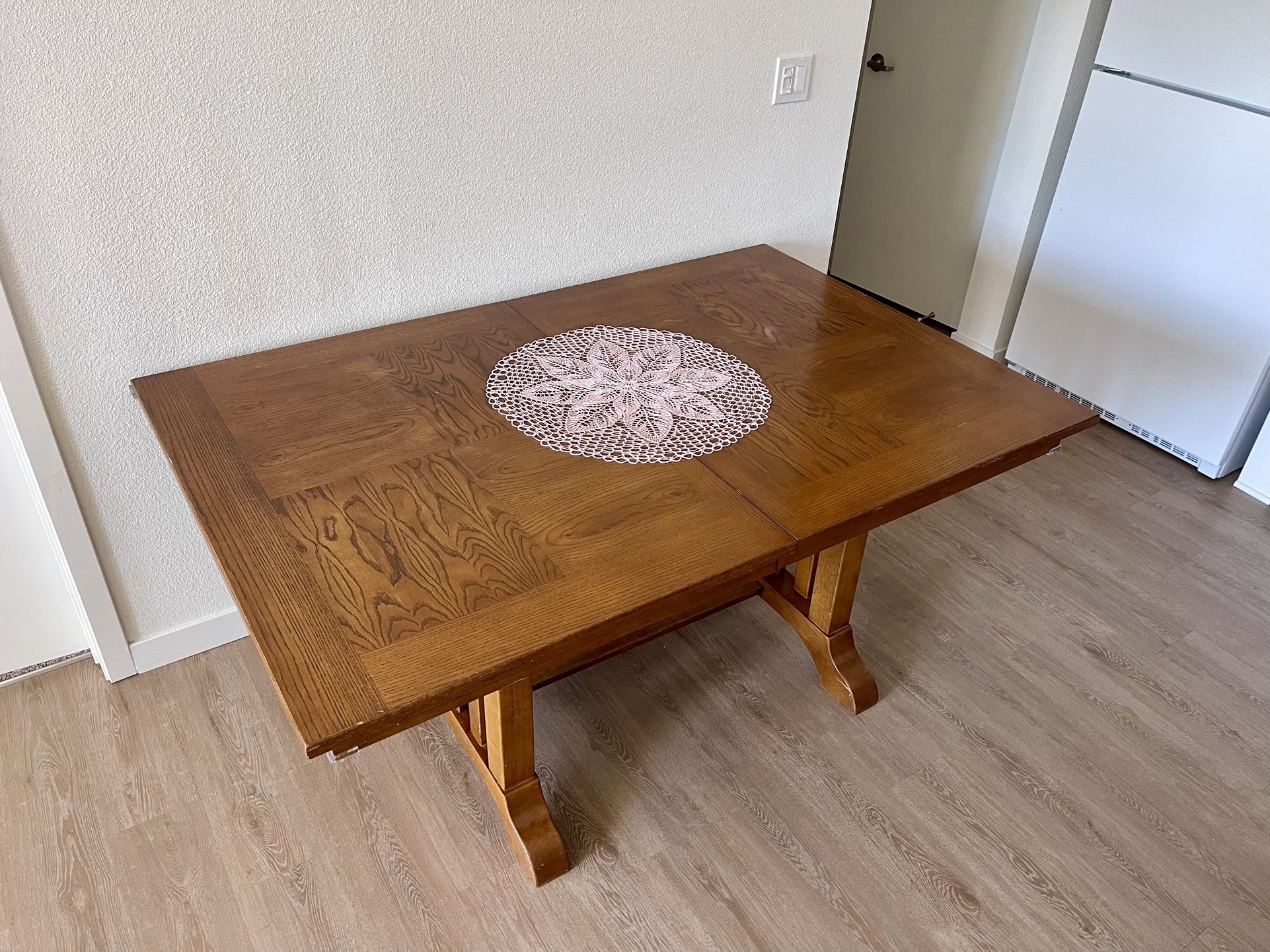 Oak Table And Chairs
