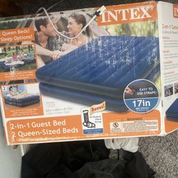 Intex, 2 Queens In 1 Everything Comes With 50$ Obo 