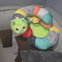 10$ Prop-A-Pillar Tummy Time & Seated Support $10.