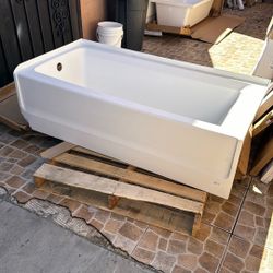 Swan 60 in. Fiberglass Left Drain Rectangular Alcove Bathtub in White