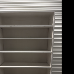📚 White Wooden Bookcase / Shelf – Simple & Functional