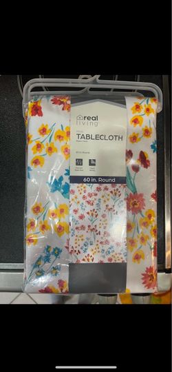 Real Living PEVA Tablecloth 60 in. Round