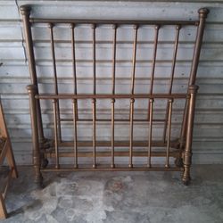 Antique Solid Brass Double (Full Size) Bed.