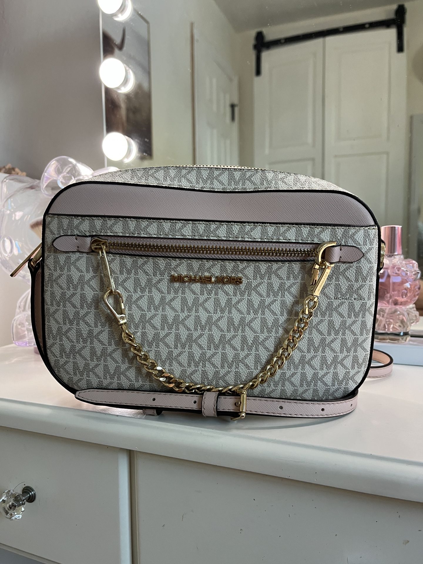 Michel Kors Pink Shoulder Bag