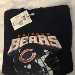 New Chicago Bears T-Shirt Boys Size M  Great Gift