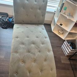 Grey chaise