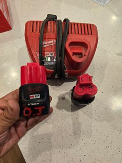 Milwaukee m12 1.5 batteries